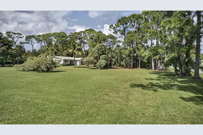8855 N Bates Road, Palm Beach Gardens, FL 33418 - Photo 1
