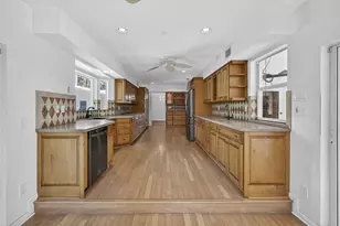 8855 N Bates Rd, Palm Beach Gardens, FL 33418 - Photo 20