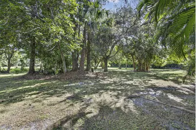 8855 N Bates Road, Palm Beach Gardens, FL 33418 - Photo 36