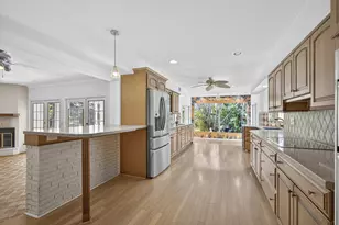 8855 N Bates Rd, Palm Beach Gardens, FL 33418 - Photo 14