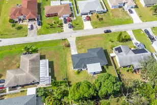 313 NW Dorchester St, Port Saint Lucie, FL 34983 - Photo 44