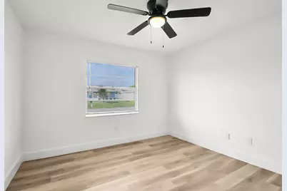 313 NW Dorchester Street, Port Saint Lucie, FL 34983 - Photo 30