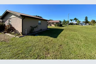 1095 Chobee Loop, Okeechobee, FL 34974 - Photo 34