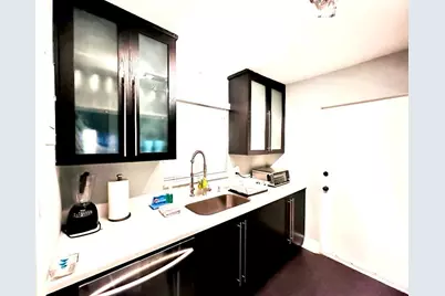 2424 NE 9th Street #112, Fort Lauderdale, FL 33304 - Photo 2