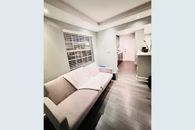 2424 NE 9th Street #112, Fort Lauderdale, FL 33304 - Photo 8