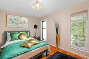 5104 White Oak Ln E, Tamarac, FL 33319 - Photo 22