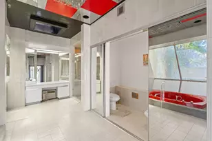 5104 White Oak Ln E, Tamarac, FL 33319 - Photo 50