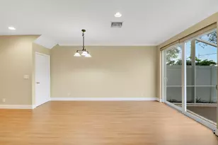 548 Marbella Cir, West Palm Beach, FL 33403 - Photo 18