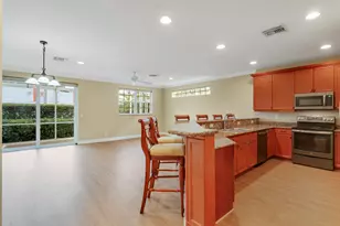 548 Marbella Cir, West Palm Beach, FL 33403 - Photo 2