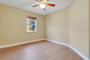 548 Marbella Cir, West Palm Beach, FL 33403 - Photo 34