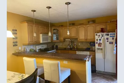 562 Springdale Circle #56-B, Lake Worth Beach, FL 33461 - Photo 2