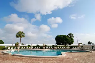 101 Leisure Lake Cir, Boynton Beach, FL 33426 - Photo 20
