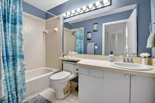 211 Meadows Dr, Boynton Beach, FL 33436 - Photo 18