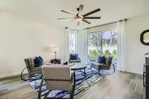 818 SE grovebush Ln, Port Saint Lucie, FL 34984 - Photo 10