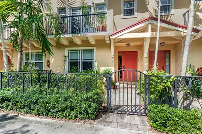 218 S Federal Highway #2, Lake Worth Beach, FL 33460 - Photo 1