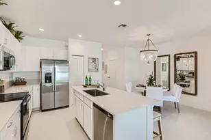 822 SE grovebush Ln, Port Saint Lucie, FL 34984 - Photo 1