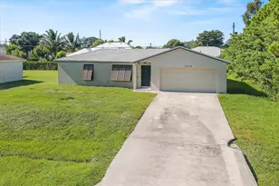 2174 SW Larchmont Ln, Port Saint Lucie, FL 34984 - Photo 1