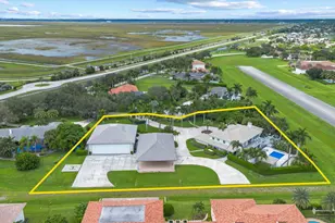 15850 Britten Ln, Wellington, FL 33414 - Photo 2