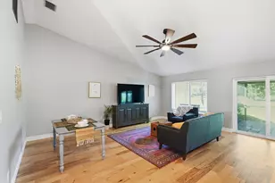 8001 NW 61st St, Tamarac, FL 33321 - Photo 8