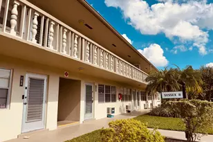 159 Sussex H, West Palm Beach, FL 33417 - Photo 1