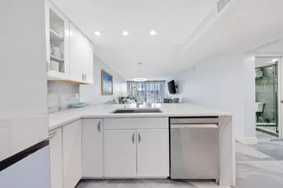 12 Royal Palm Way #Unit 605, Boca Raton, FL 33432 - Photo 8