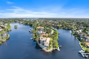 18499 SE Palm Island Ln, Jupiter, FL 33458 - Photo 2