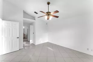 2705 Pointe Cir, Greenacres, FL 33413 - Photo 14