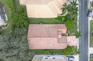 2705 Pointe Cir, Greenacres, FL 33413 - Photo 6