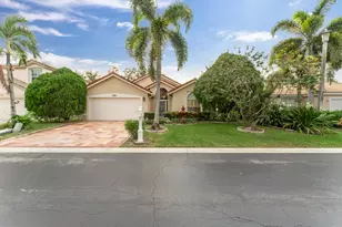 2705 Pointe Cir, Greenacres, FL 33413 - Photo 4