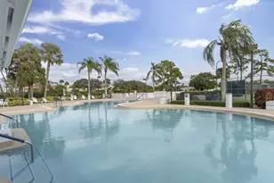 2705 Pointe Cir, Greenacres, FL 33413 - Photo 38