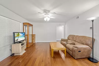 117 Lake Pine Circle #C-1, Greenacres, FL 33463 - Photo 8