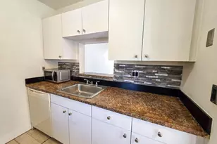 7960 NW 50th St, Lauderhill, FL 33351 - Photo 4