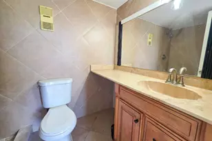 7960 NW 50th St, Lauderhill, FL 33351 - Photo 14