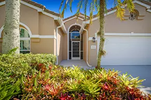 3360 SE Fairway Oaks Trail SE, Stuart, FL 34997 - Photo 2