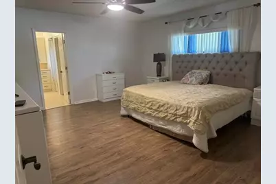 10298 Greentrail Drive N, Boynton Beach, FL 33436 - Photo 12