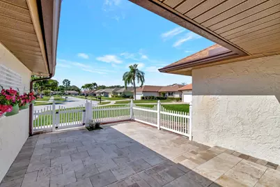10298 Greentrail Drive N, Boynton Beach, FL 33436 - Photo 46