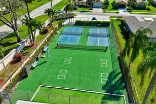 10298 Greentrail Dr N, Boynton Beach, FL 33436 - Photo 48