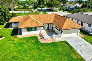 10298 Greentrail Dr N, Boynton Beach, FL 33436 - Photo 40