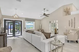 815 Bamboo Ln, Boynton Beach, FL 33483 - Photo 10