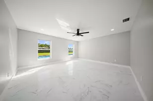 388 SE Tranquilla Ave, Port Saint Lucie, FL 34983 - Photo 22