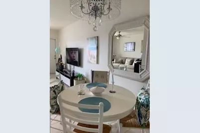 3402 Cynthia Lane #208, Palm Springs, FL 33461 - Photo 6