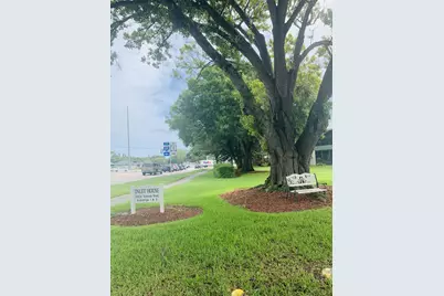 2302 Sunrise Boulevard #204, Fort Pierce, FL 34982 - Photo 2