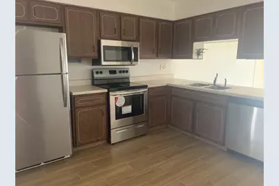 2302 Sunrise Boulevard #204, Fort Pierce, FL 34982 - Photo 12