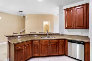 114 Locustberry Ln, Jupiter, FL 33458 - Photo 4