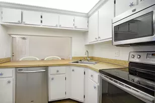 4428 NE Ocean Blvd, Jensen Beach, FL 34957 - Photo 4