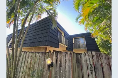 127 Woodland Road, Palm Springs, FL 33461 - Photo 2