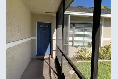 201 SE Walters Terrace, Port Saint Lucie, FL 34983 - Photo 6