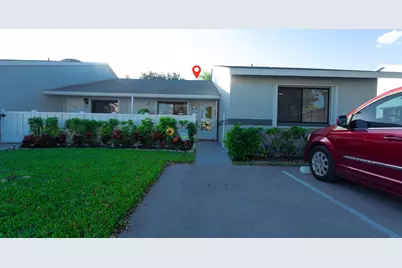 2641 Gately Drive W #1906, West Palm Beach, FL 33415 - Photo 4