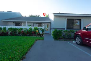 2641 Gately Dr W, West Palm Beach, FL 33415 - Photo 4