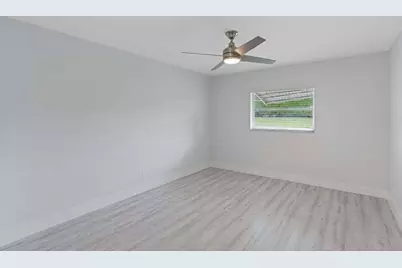 5036 Alfred Drive, West Palm Beach, FL 33417 - Photo 10